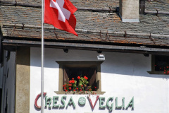 037.22-07-19-The-Grand-Tour.-St.-Moritz-and-road-trip-back-over-the-Bernina-rail-Trip.-37-