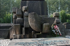 142.2009-09-13-Auschwitz-Birkenau-Poland.-142