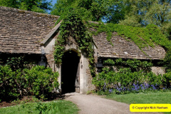 038.2025-04-28-to-30-Wiltshire-3-Day-Break.-Great-Charfield-Manor-Garden-NT.-38-