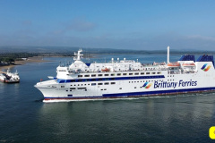 018.2025-06-30-Poole-Harbour-entrance-wiith-Barfleur-and-the-chain-ferry.-(18)