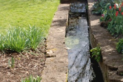 173.2026-03-25-to-27-Wiltshire-3-Day-Break.-173-The-Courts-Garden-NT-1-